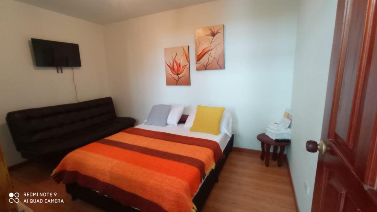 לינה וארוחת בוקר Guatapé Casa Pastora Coworking מראה חיצוני תמונה